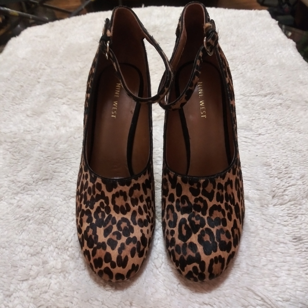 NINE WEST LEOPARD PUMPS